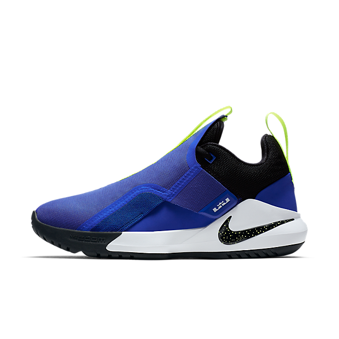 nike ambassador xi