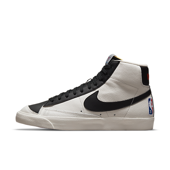 Nike Blazer Mid '77 EMB