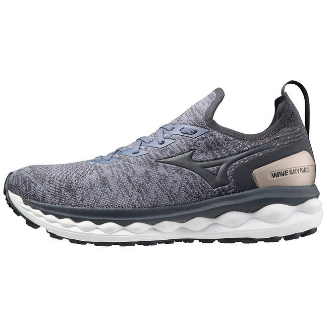 Mizuno Wave Sky Neo