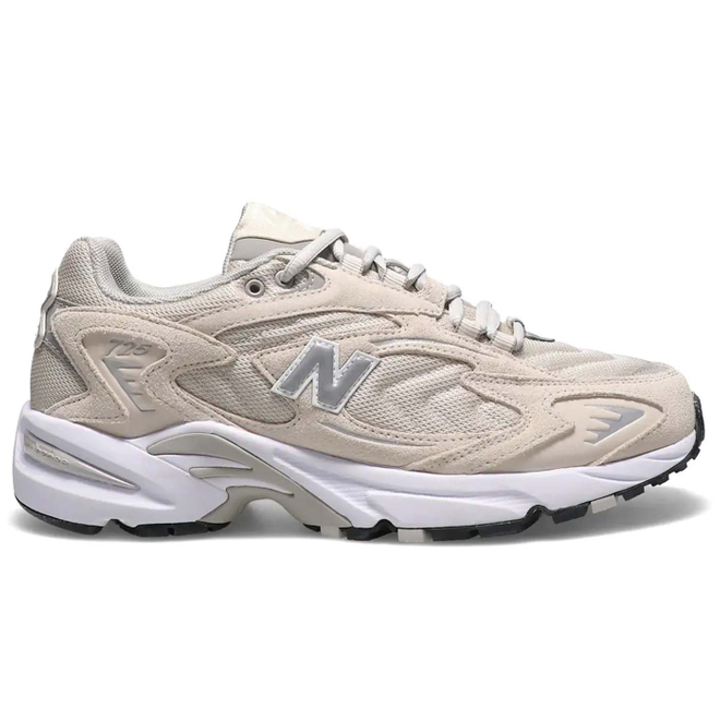 New Balace 725 Beige | ML725G | The Drop Date