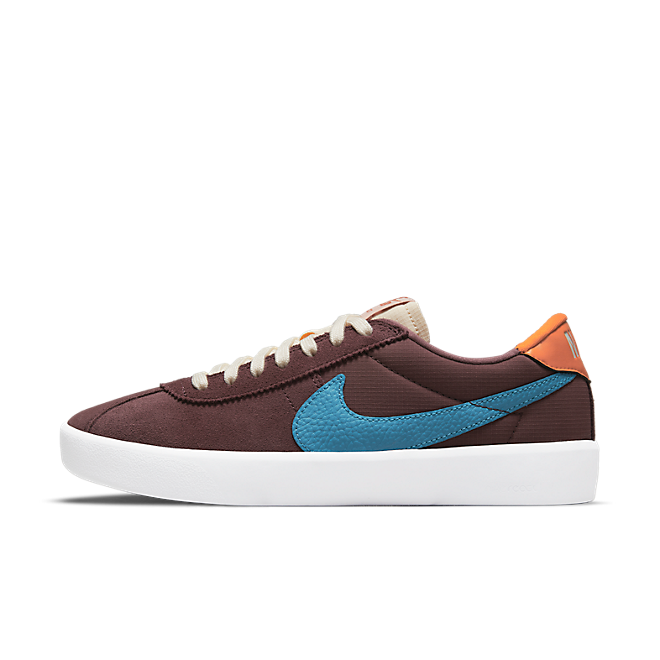 bruin leather nike