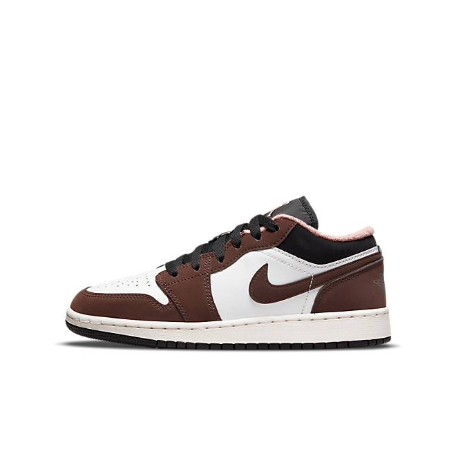 Jordan 1 Low Mocha (GS) DM0589200 Sneakerjagers