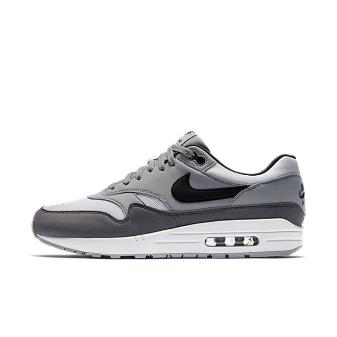 white and grey air max 1