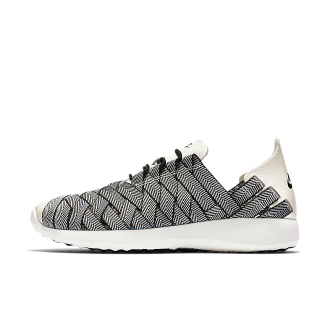 este Todos sinsonte Nike Juvenate Woven Premium Black Sail White (W) | 833825-002 |  Sneakerjagers