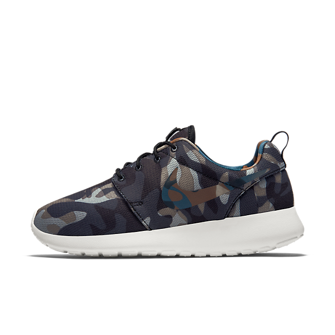 nike roshe one camo