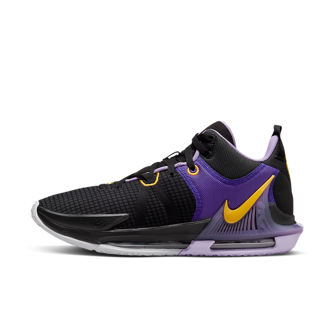 Lebron hot sale vii lakers