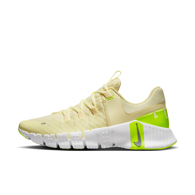 Nike Wmns Free Metcon 5 'Citron Tint Volt' | DV3950-800 | Sneakerjagers