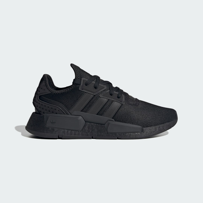 Adidas originals hotsell nmd r2 black