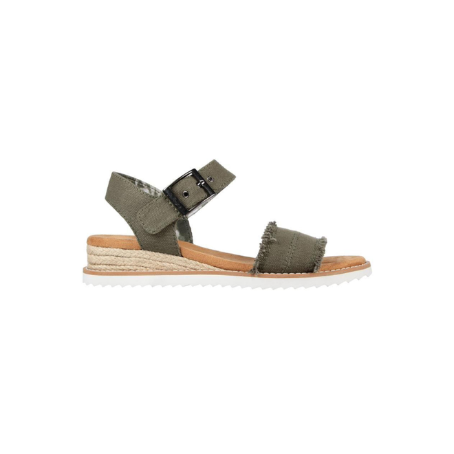 bobs from skechers desert kiss