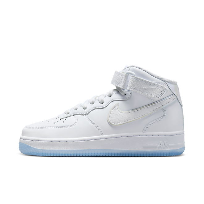Nike Air Force 1 Mid WMNS 'Reptile' | Sneakerjagers