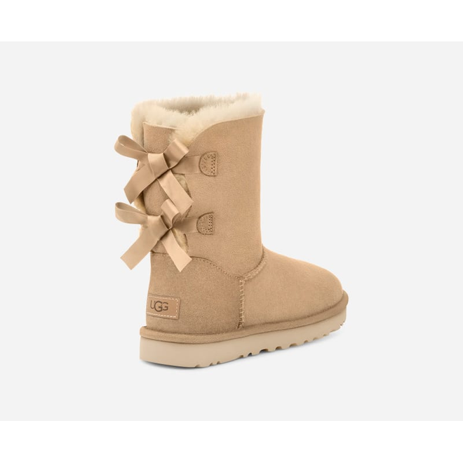 Beige uggs with on sale bows