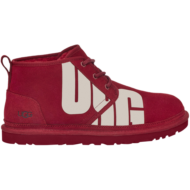 Red on sale boy uggs