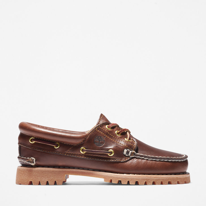 END. x Timberland Authentic 3 Eye Boat Shoe in White Suede