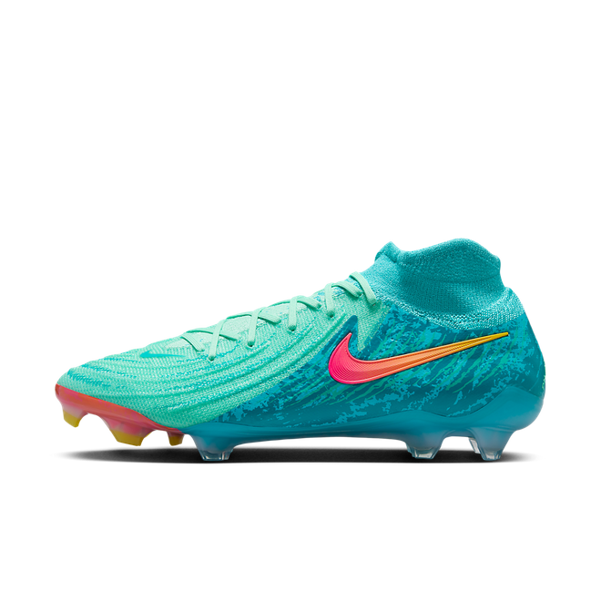 Nike Phantom Luna 2 Elite LV8 FG 'Vortex Pack' | FJ2571 300 | The