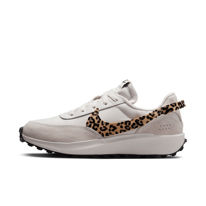 スニーカー Nike FW24 PHOENIX WAFFLE (FD2196 103) W Nike Phoenix Waffle FD2196-103 – BB Branded