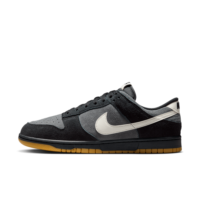 TIGHTBOOTH X Nike SB Dunk Low | FD2629-100 | The Drop Date