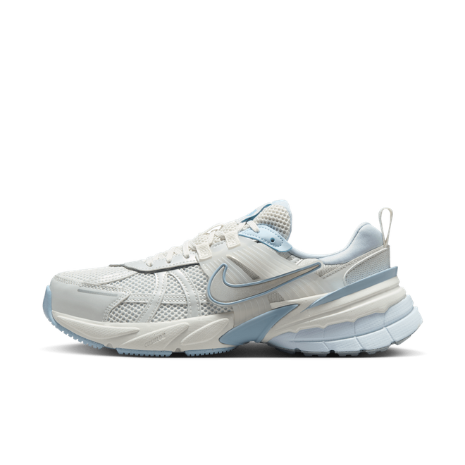 Nike V2K Run WMNS 'Pure Platinum' | FD0736-003 | The Drop Date