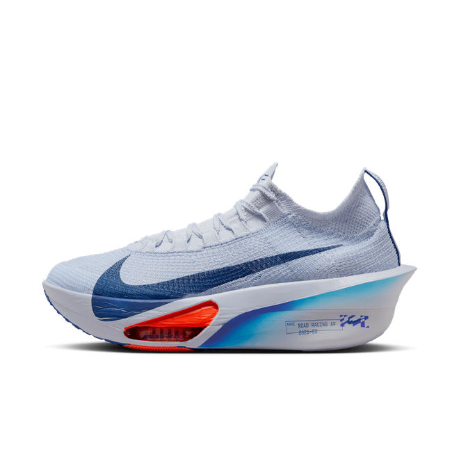 Nike Cosmic Runner Big Kids' Road | HM4402-003 | The Drop Date