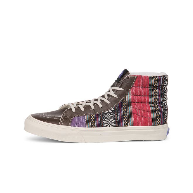 guata stripe vans