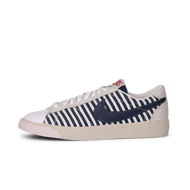 nike blazer low classic