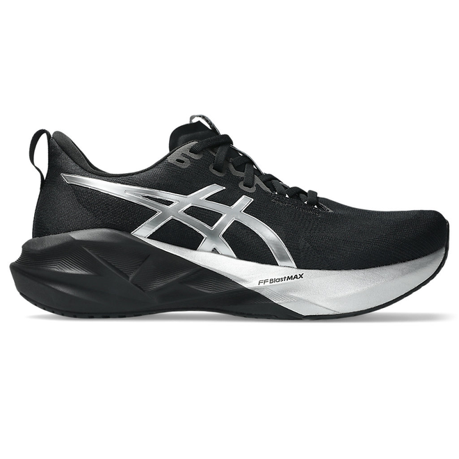 ASICS Novablast 5 Black | 1011B974-002 | The Drop Date