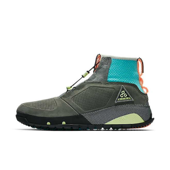 nike acg 