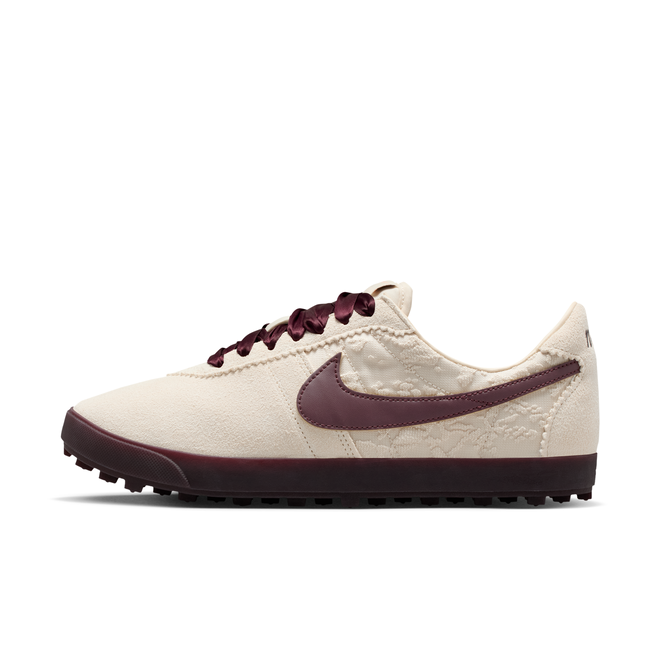 Nike Astrograbber SE 'Light Cream & Burgundy Crush'