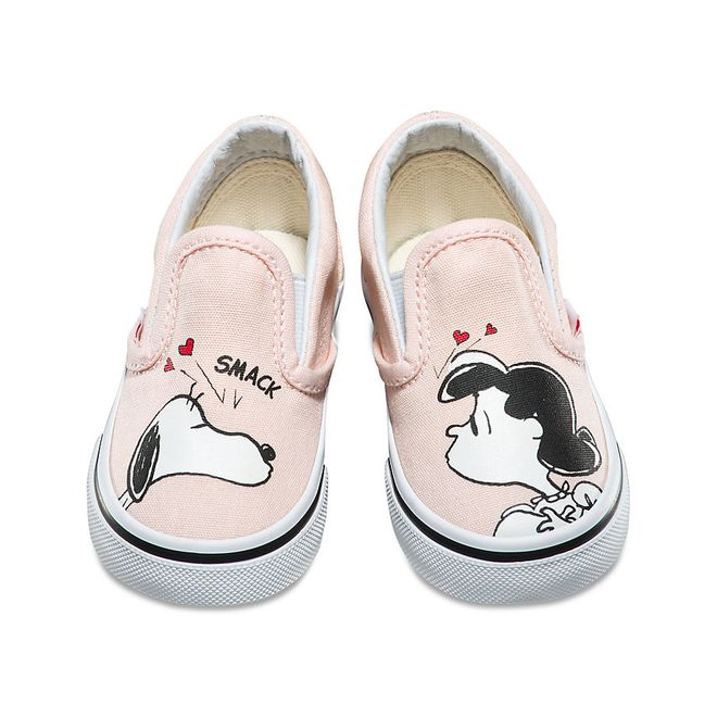 Vans peanuts hotsell slip on