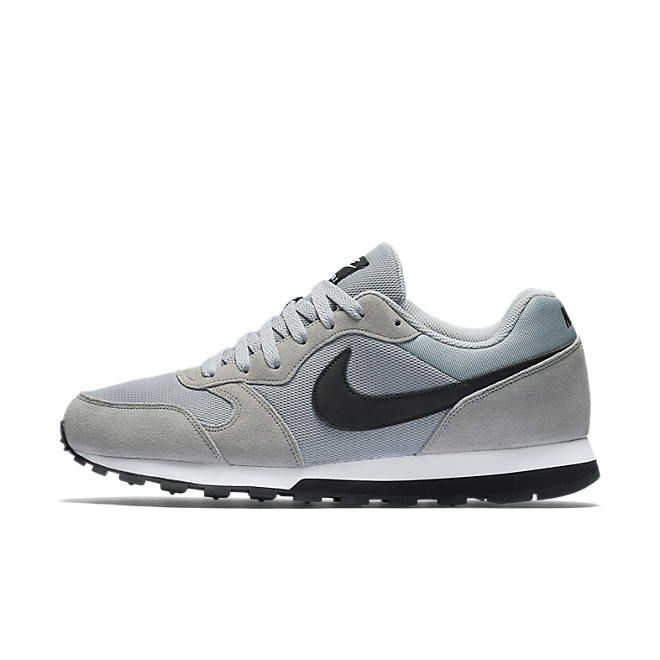 Nike MD Runner 2 | 749794-001 | Sneakerjagers