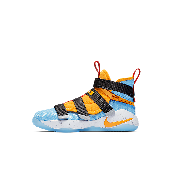 lebron soldier 11 flyease Shop Clothing 